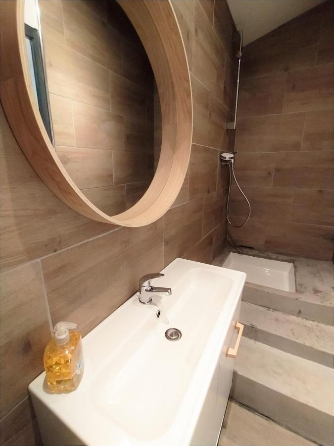 Calme En Centre Ville Appartement , Spacieux Et Renove A 50M De La Place Carnot Carcassonne Eksteriør billede